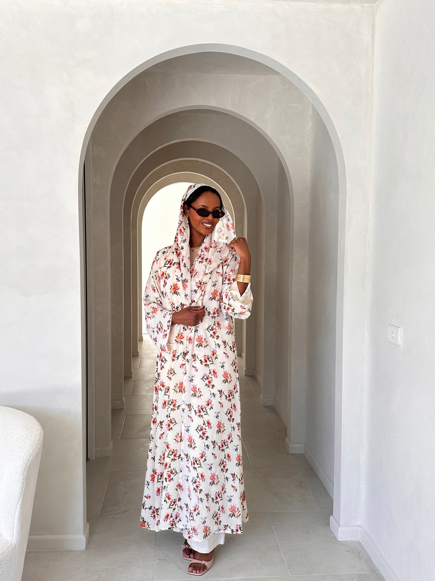 Zahra Abaya - Cream Floral