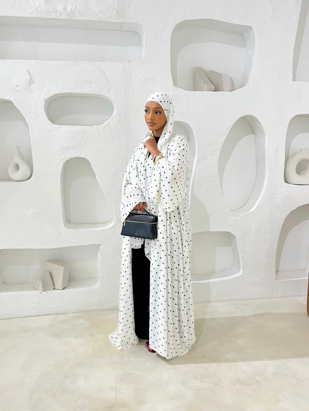 Hana Abaya ~ Pearl